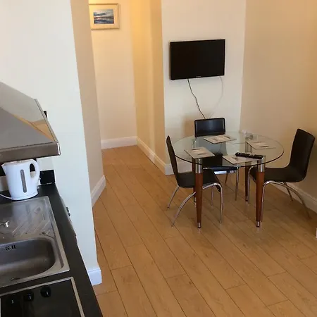 Apartment Town Opera Mews - 2 Bed *