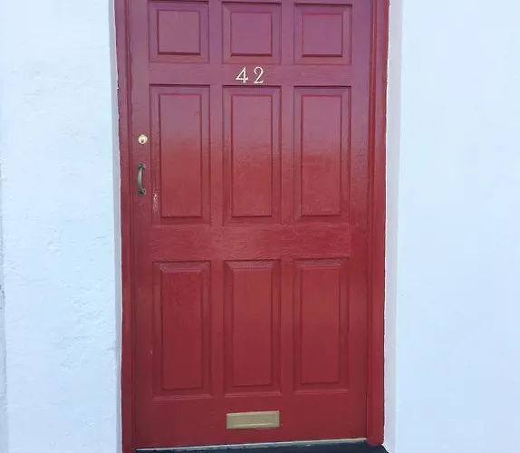 Town Opera Mews - 2 Bed